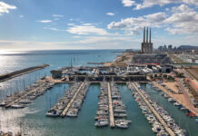 Mor un home mentre treballava al port de Badalona