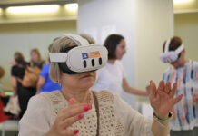 Pacients i professionals comparteixen experiències sobre un programa pioner d’ús de la realitat virtual per tractar el dolor crònic
